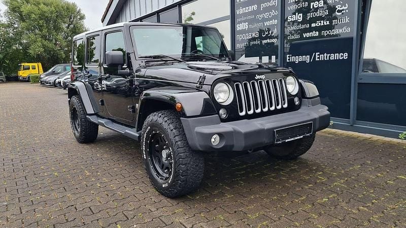 Schwarz Gebraucht 2018 Jeep Wrangler Unlimited SUV | 35.990 € (Guter Preis) - Bild 1/4