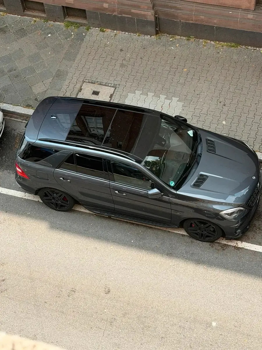 Gebraucht Mercedes ML63 AMG AMG 557 PS (409 kW) 2013 Grau SUV