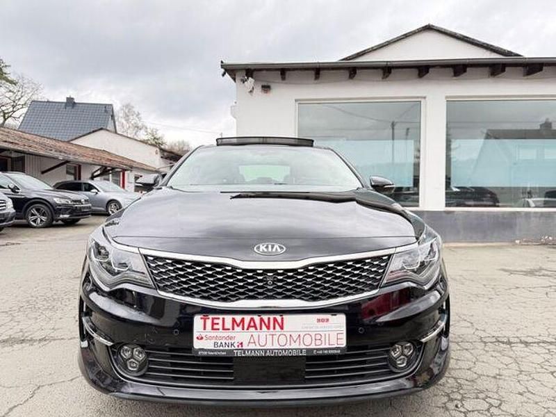 Gebraucht Kia Optima Spirit 141 PS (103 kW) 2017 Aurora black Limousine