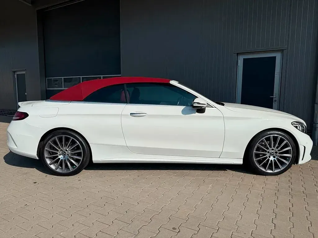 Gebraucht Mercedes C220 AMG line 194 PS (142 kW) 2022 Weiß Cabrio