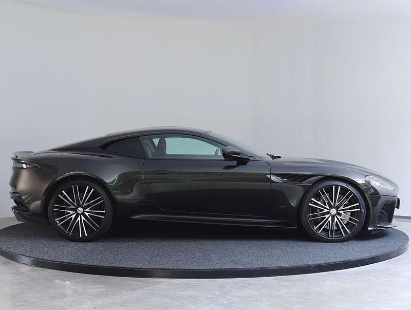 Gebraucht Aston Martin DBS 725 PS (533 kW) 2022 Grün