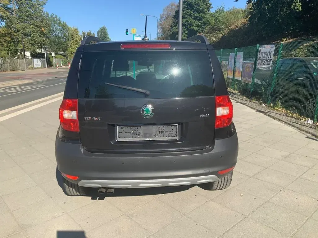 Gebraucht Skoda Yeti 140 PS (102 kW) 2013 Schwarz SUV