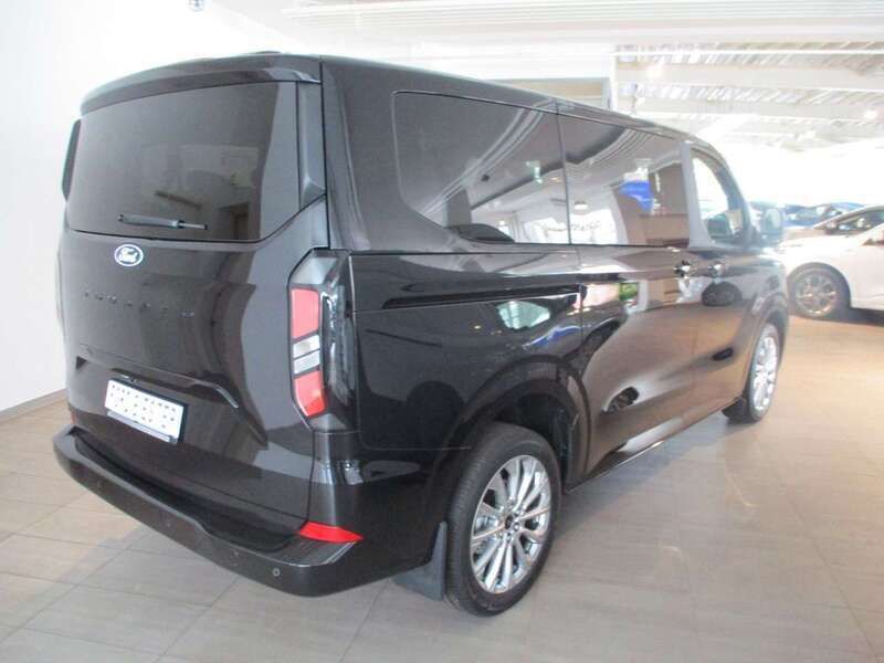 Gebraucht Ford Tourneo Custom Titanium X 170 PS (125 kW) 2024 Schwarz Van