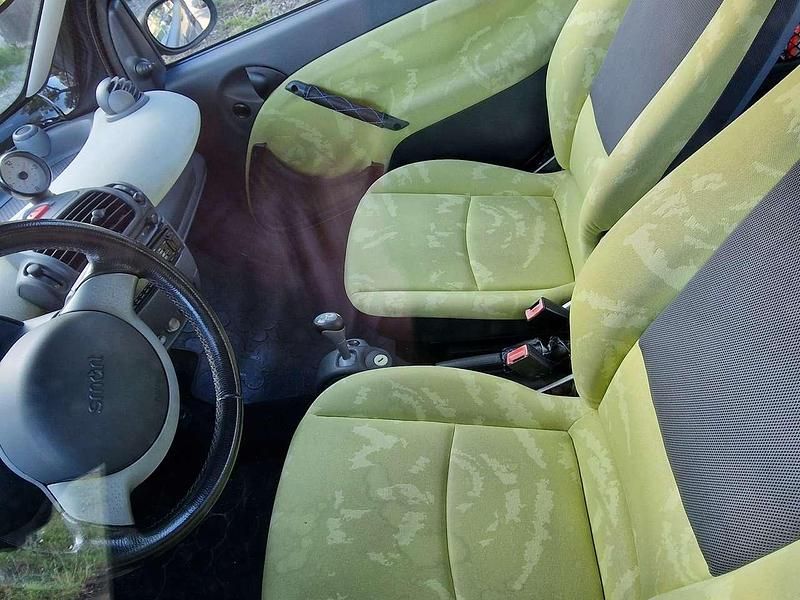 Schwarz Gebraucht 2003 Smart ForTwo Cabrio Cabrio | 21.000 € - Bild 1/4