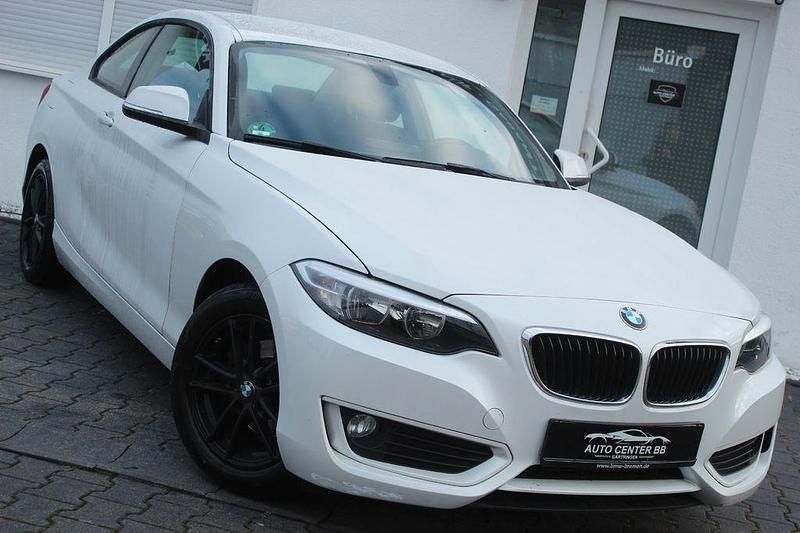 Gebraucht BMW 218 Advantage 136 PS (100 kW) 2015 Weiß Coupé