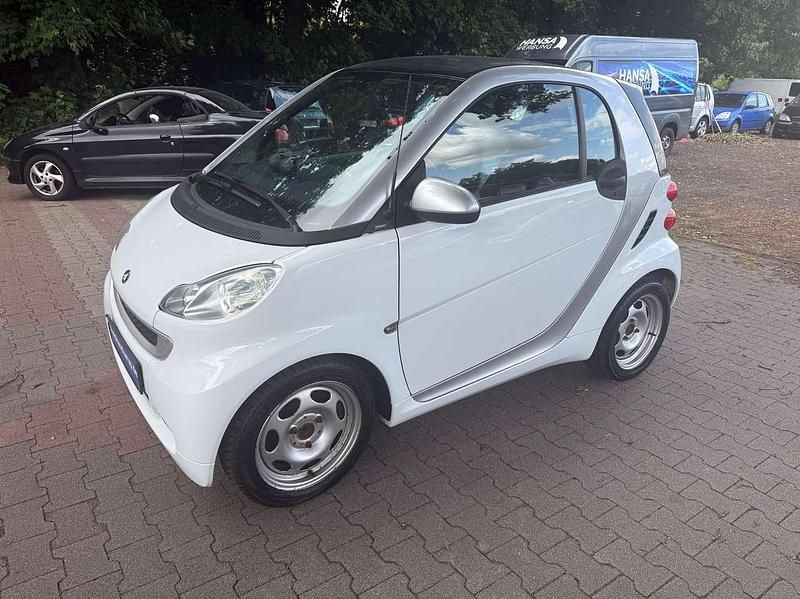 Weiß Gebraucht 2012 Smart ForTwo Coupé Kleinwagen | 5.299 € (Fairer Preis) - Bild 1/3