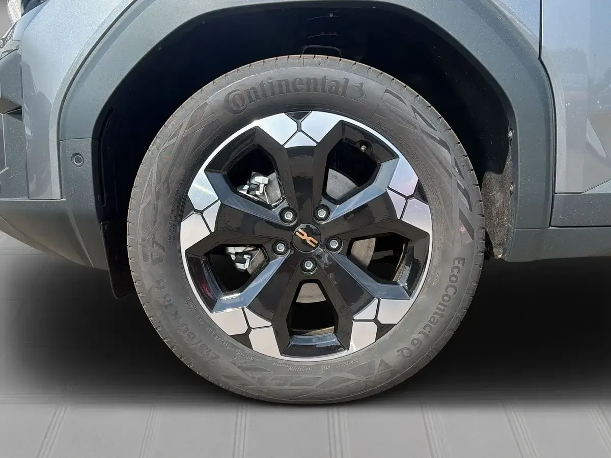 Neu Dacia Bigster Extreme 140 PS (102 kW) 2026 Grau SUV
