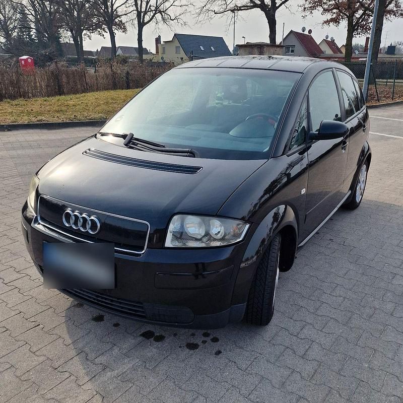 Second-hand Audi A2 75 CP (55 kW) 2001 Negru Hatchback