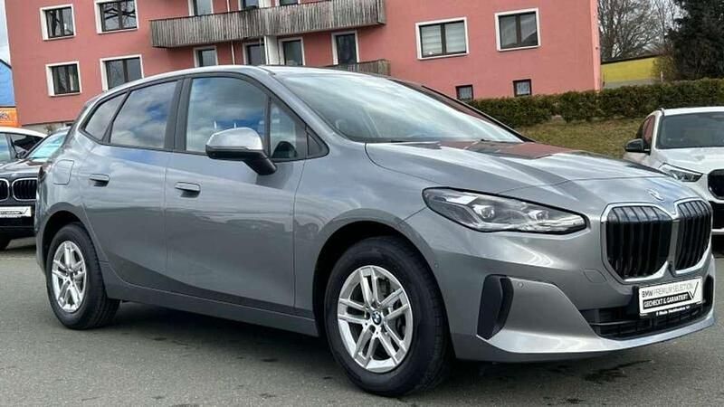 Gebraucht BMW 218 150 PS (110 kW) 2023 Skyscraper grau metallic Kombi