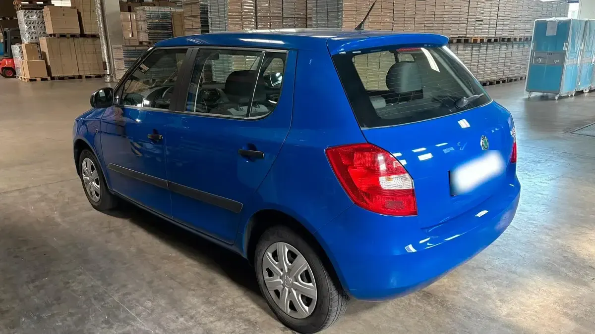 Gebraucht Skoda Fabia 60 PS (44 kW) 2009 Blau Kleinwagen