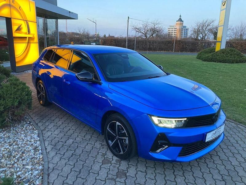 Gebraucht Opel Astra 131 PS (96 kW) 2024 Blau Kombi