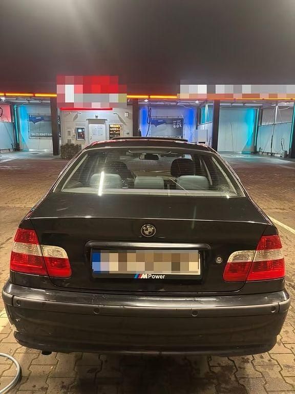 Gebraucht BMW 318 143 PS (105 kW) 2004 Schwarz Limousine