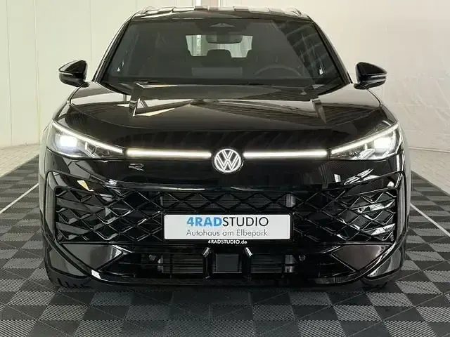 Neu VW T-Roc R-line 150 PS (110 kW) 2026 Schwarz SUV