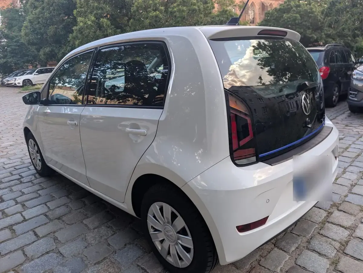Gebraucht VW e-up! 61 kW (83 PS) 2020 Weiß Kleinwagen