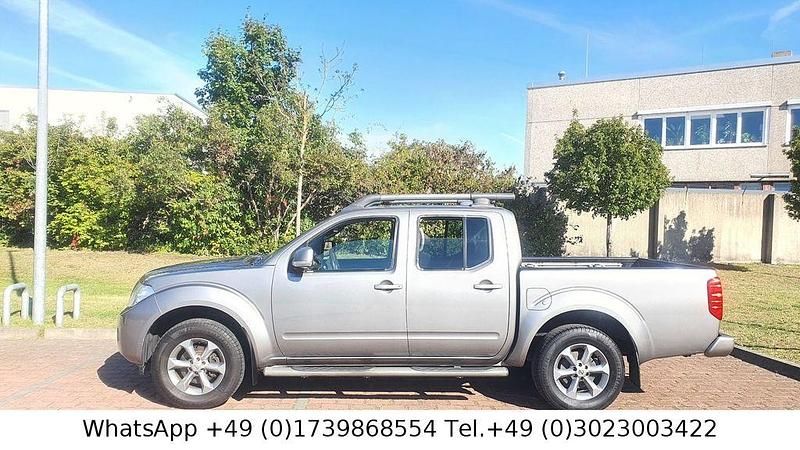 Gebraucht Nissan Navara Platinum 190 PS (139 kW) 2015 Grau Pickup