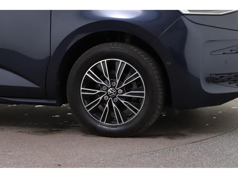 Gebraucht VW Multivan Pro 150 PS (110 kW) 2023 Van