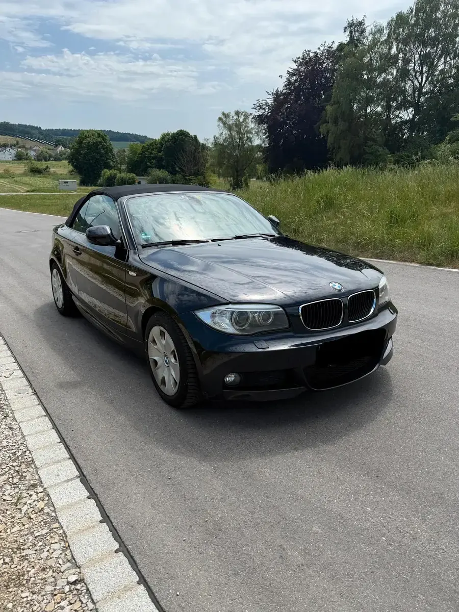Gebraucht BMW 120 Cabriolet M Sport 177 PS (130 kW) 2013 Schwarz Cabrio