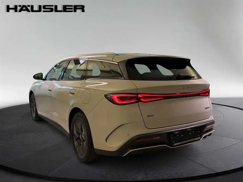 Nowe BYD Seal Boost 184 KM (135 kW) 2025 Szary Sedan/Limuzyna