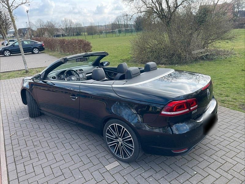 Gebraucht VW Eos Exclusive 160 PS (117 kW) 2012 Schwarz Cabrio
