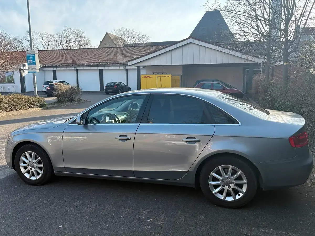 Usata Audi A4 120 CV (88 kW) 2009 Grigio Berlina