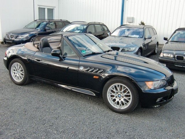 Schwarz Gebraucht 1997 BMW Z3 Cabrio | 9.950 € - Bild 1/4