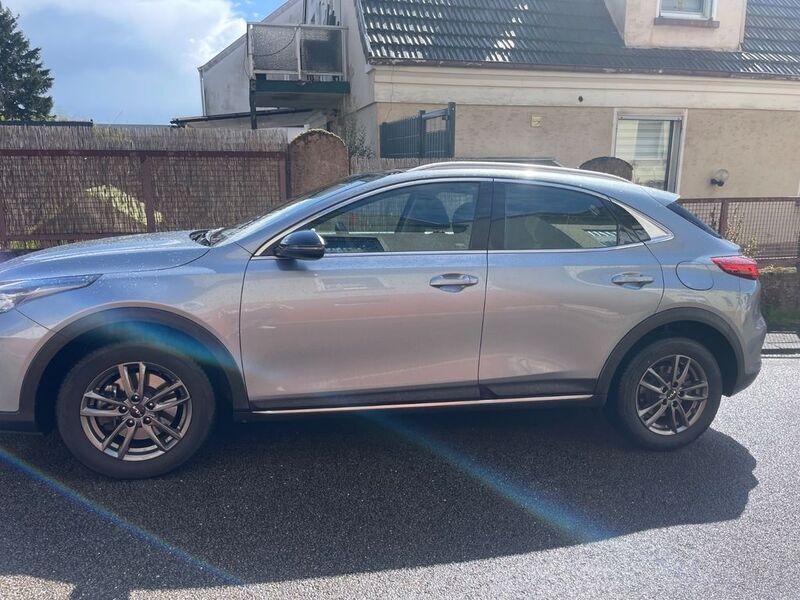 Silber Gebraucht 2022 Kia XCeed Spirit SUV | 19.000 € (Guter Preis) - Bild 1/4