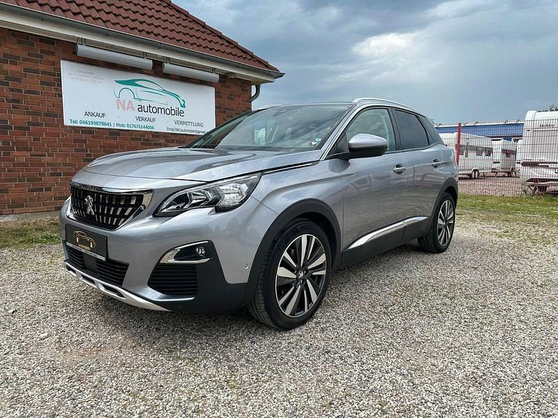 Grau Gebraucht 2018 Peugeot 3008 Allure SUV | 11.500 € (Fairer Preis) - Bild 1/4