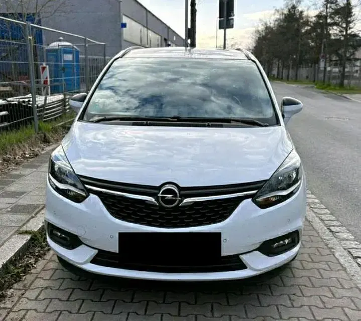 Gebraucht Opel Zafira Tourer 150 PS (110 kW) 2017 Weiß Van / Kleinbus