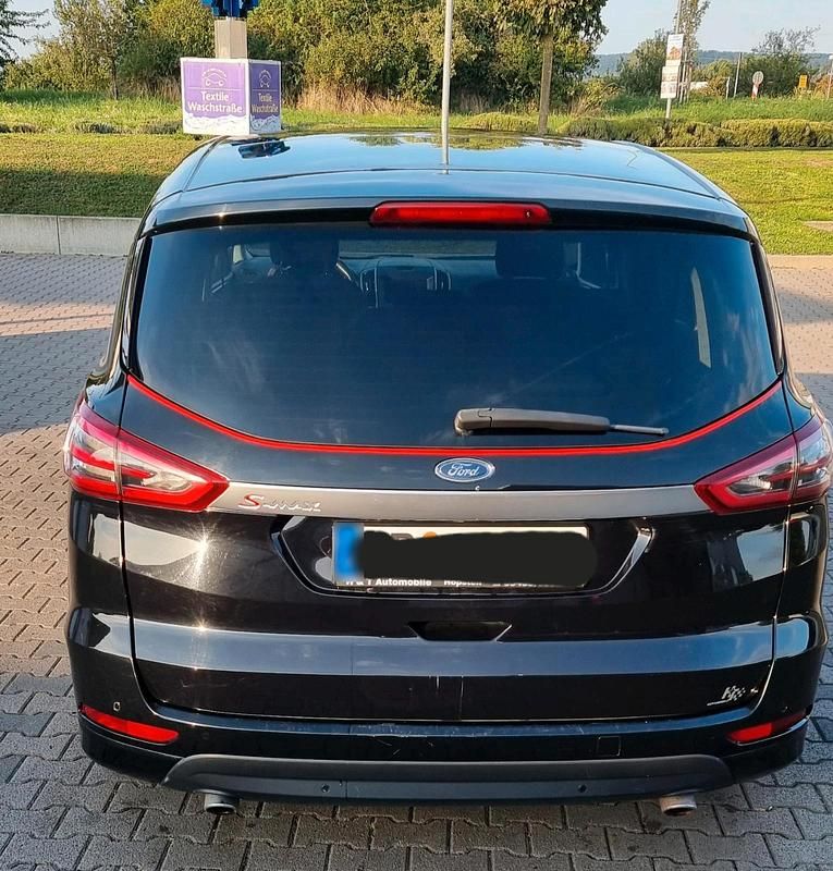 Gebraucht Ford S-MAX S 150 PS (110 kW) 2015 Schwarz Van / Kleinbus
