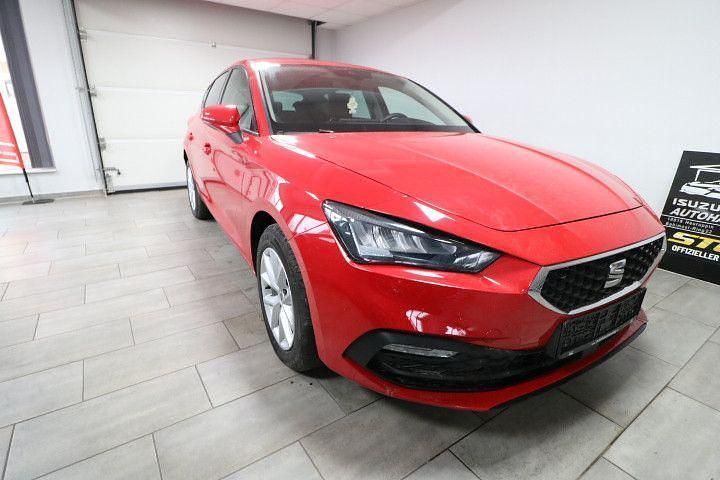 Reinrot Gebraucht 2020 Seat Leon Style Limousine | 17.900 € (Guter Preis) - Bild 1/4