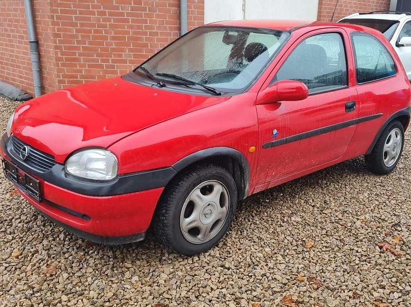 Rot Gebraucht 1998 Opel Corsa Kleinwagen | 890 € (Fairer Preis) - Bild 1/4