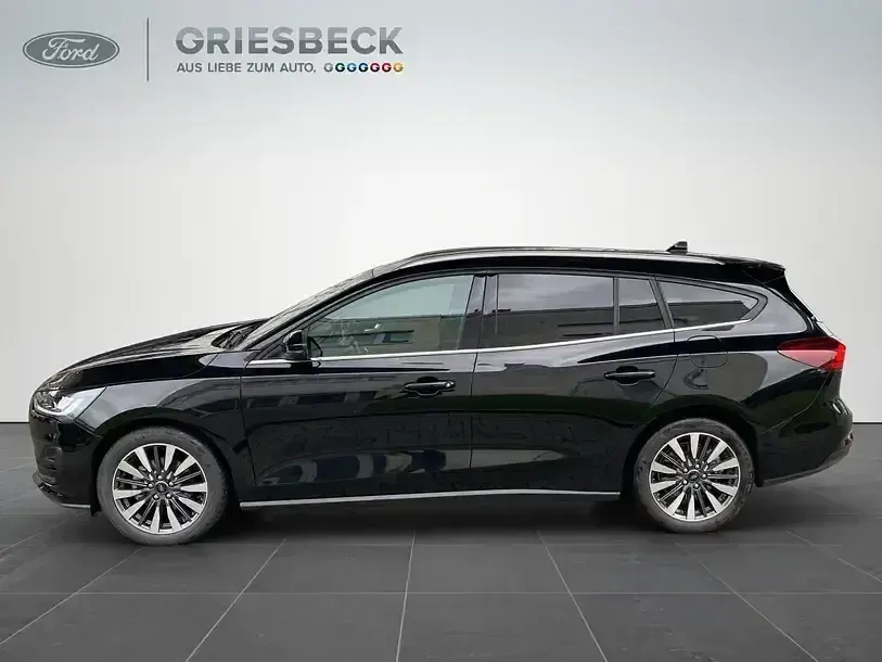 Gebraucht Ford Focus Titanium 125 PS (91 kW) 2023 Obsidianschwarz metallic Kombi