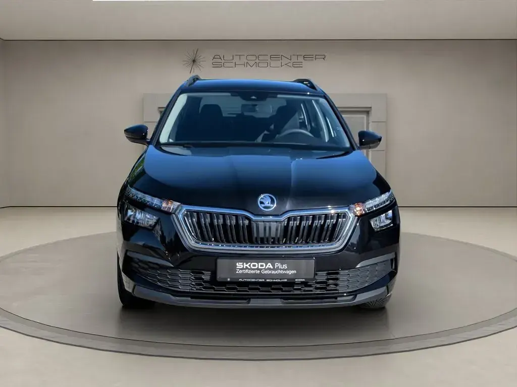 Gebraucht Skoda Kamiq Active 110 PS (80 kW) 2022 Blackmagic perleffekt SUV