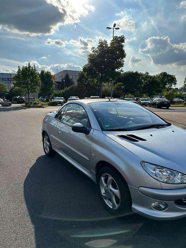 Gebraucht 2003 Peugeot 206 CC Cabrio | 1.650 € (Fairer Preis) - Bild 1/4