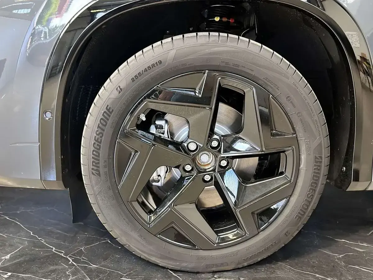 Neu VW Tayron R-line 193 PS (141 kW) 2026 Grau SUV