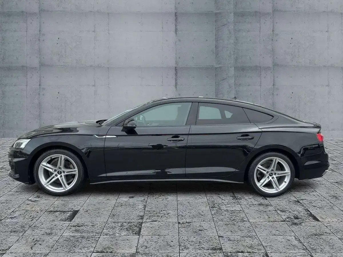 Gebraucht Audi A5 163 PS (119 kW) 2023 Mythosschwarz metallic Coupé