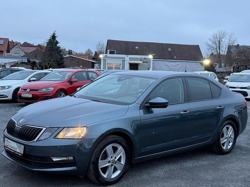 Gebraucht Skoda Octavia Ambition 150 PS (110 kW) 2018 Grau Limousine