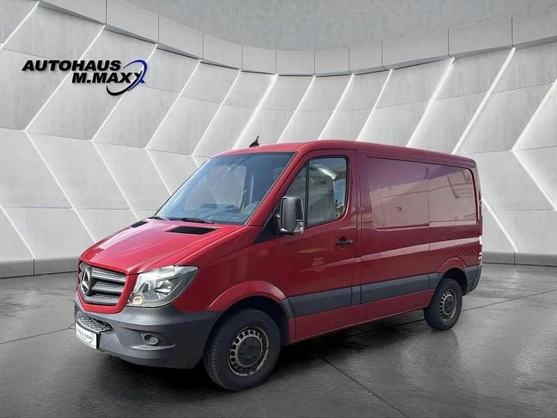 Rot Gebraucht 2016 Mercedes Sprinter Van | 13.900 € (Superpreis) - Bild 1/4