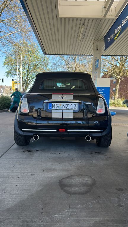 Schwarz Gebraucht 2004 Mini One Cabriolet Cabrio | 4.199 € (Teuer) - Bild 1/4