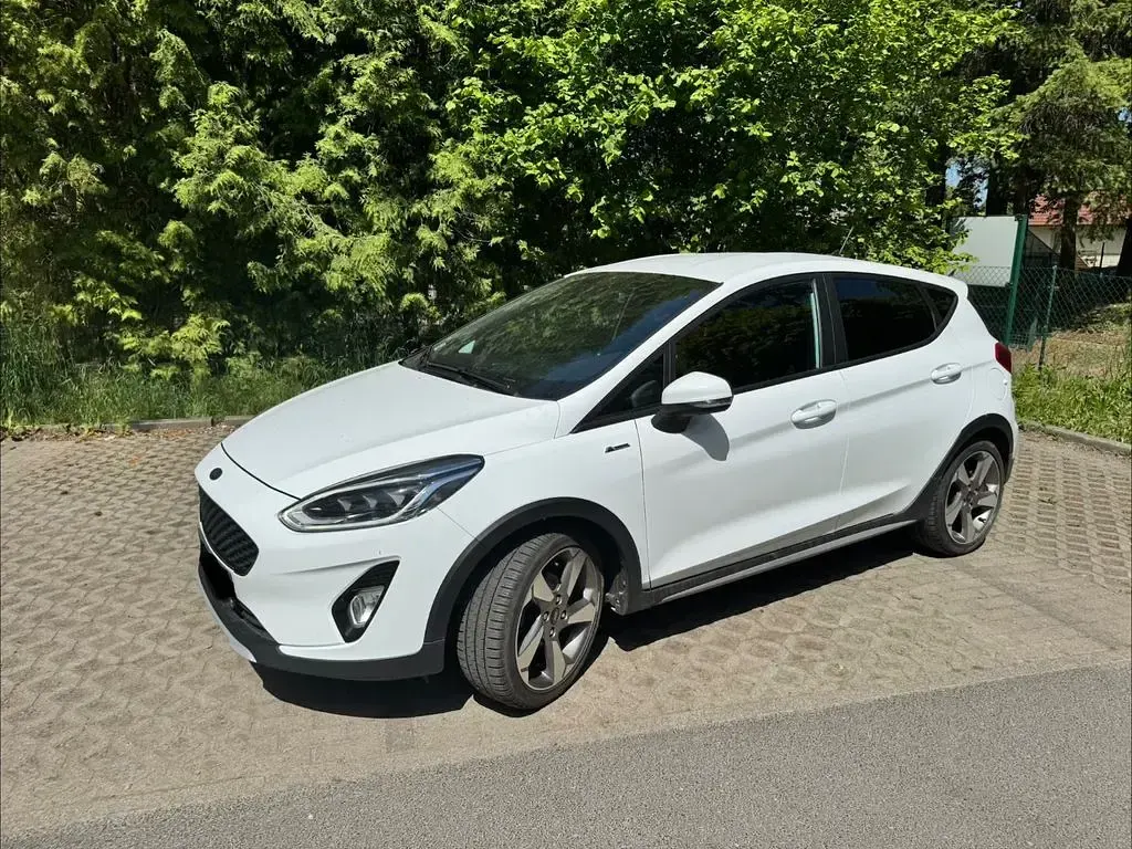 Gebraucht Ford Fiesta Active 140 PS (102 kW) 2019 Weiß Kleinwagen