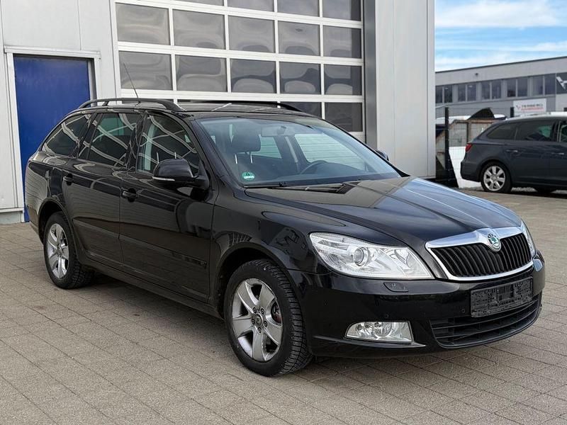 Gebraucht Skoda Octavia Elegance 160 PS (117 kW) 2010 Schwarz Kombi