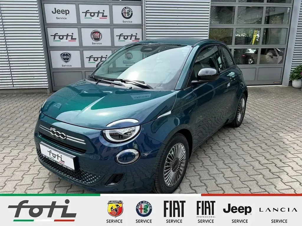 Neu Fiat 500 Icon 65 PS (47 kW) 2026 Grün Limousine