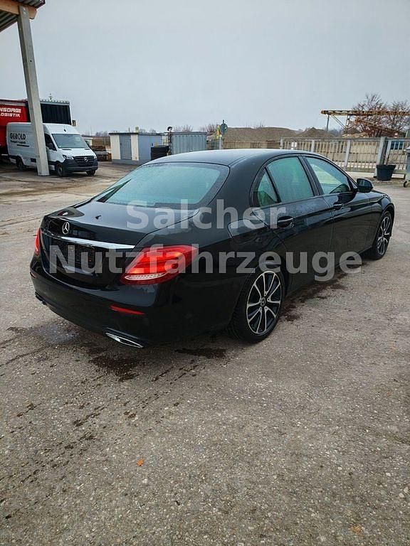 Gebraucht Mercedes E400 340 PS (250 kW) 2019 Schwarz Limousine
