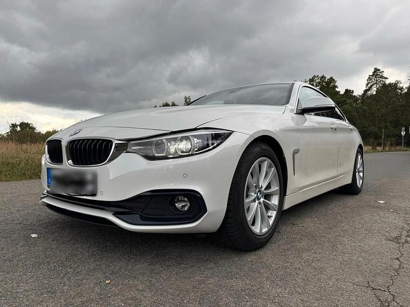 Weiß Gebraucht 2019 BMW 420 Sport Line Coupé | 19.500 € (Fairer Preis) - Bild 1/4