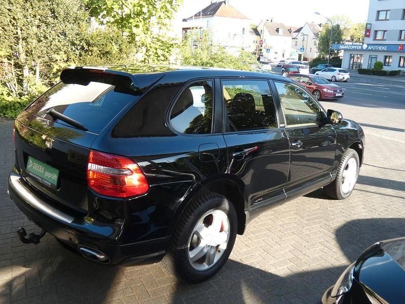 Second-hand Porsche Cayenne 290 CP (213 kW) 2008 Negru SUV