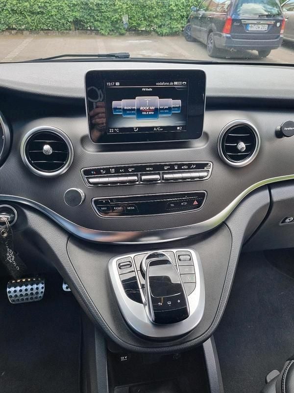 Gebraucht Mercedes V250 190 PS (139 kW) 2015 Grau Van / Kleinbus