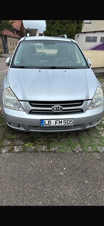 Gebraucht Kia Carnival EX 185 PS (136 kW) 2006 Silber Van / Kleinbus