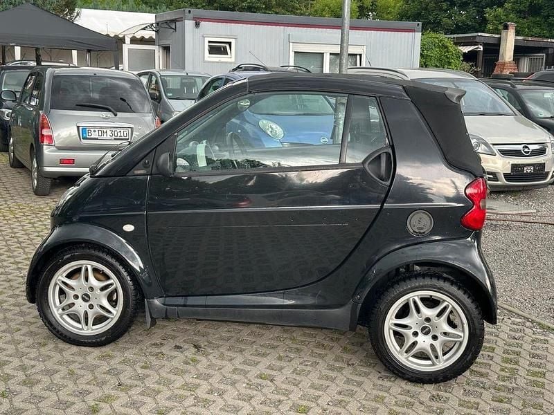 Gebraucht Smart ForTwo Cabrio Basis 61 PS (44 kW) 2004 Schwarz Cabrio
