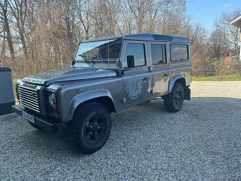 Gebraucht Land Rover Defender SE 122 PS (89 kW) 2007 Grau Kombi