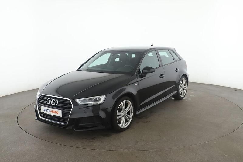 Schwarz Gebraucht 2020 Audi A3 Sport Limousine | 22.440 € (Etwas zu teuer) - Bild 1/3